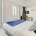 Montholon Hotel