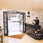 Montholon Hotel Parijs