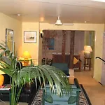 Montholon Hotel