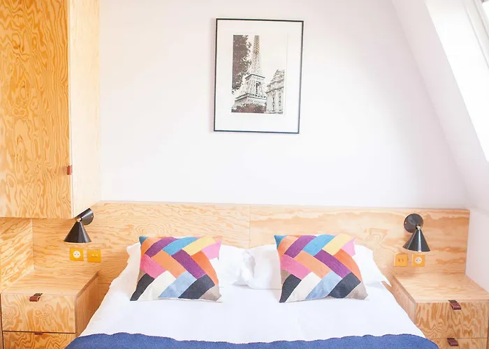 Montholon Hotell