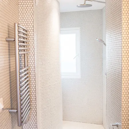 Szálloda Montholon 3*