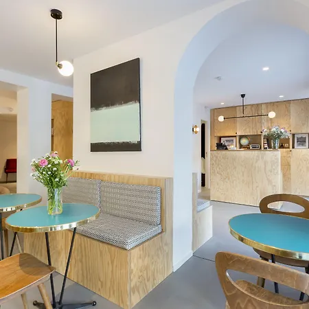 Szálloda Montholon 3*