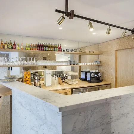 Montholon Szálloda 3*