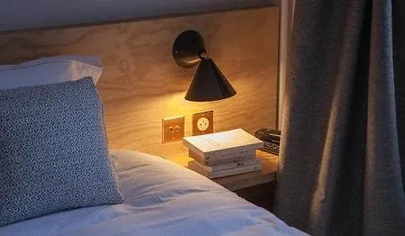 Montholon 3* Paris